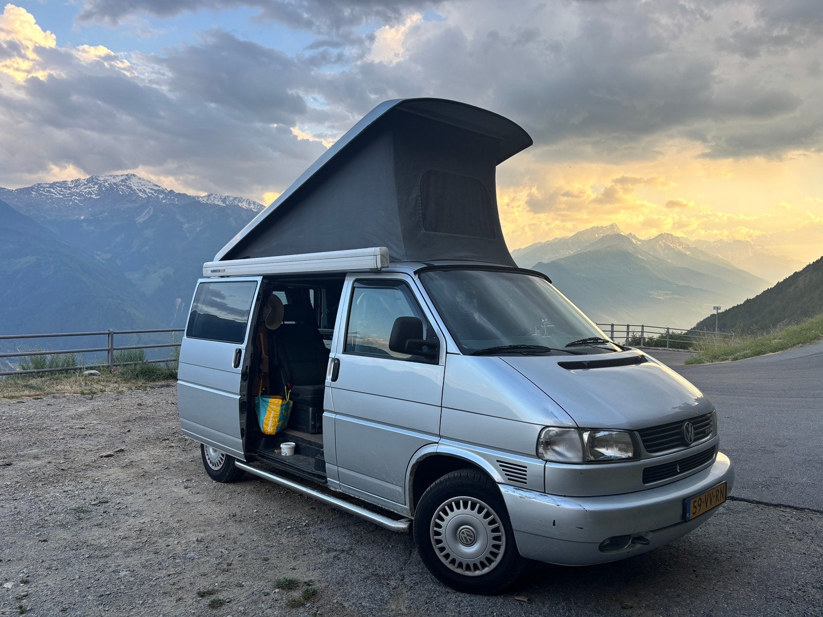 Caravans And Camping VW