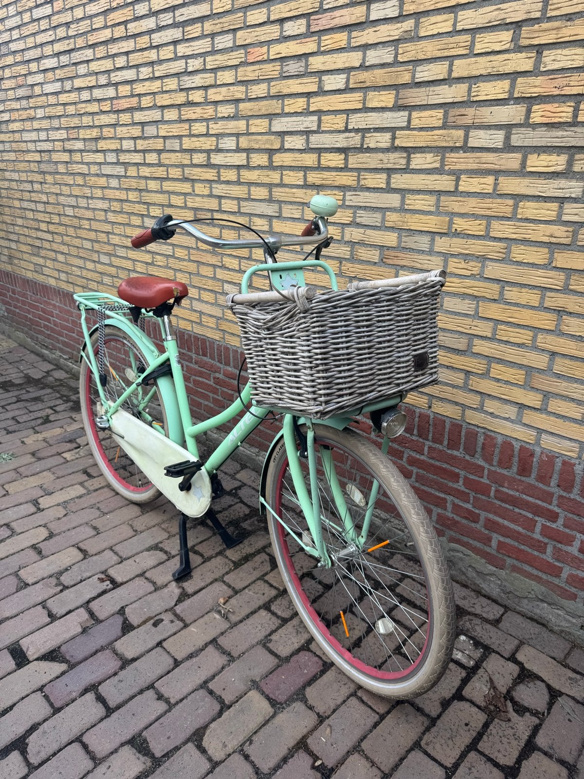 Mintgroene Damesfiets met Mand, Terugtraprem, Gebruikt, (Extra) lage instap, 50 tot 53 cm