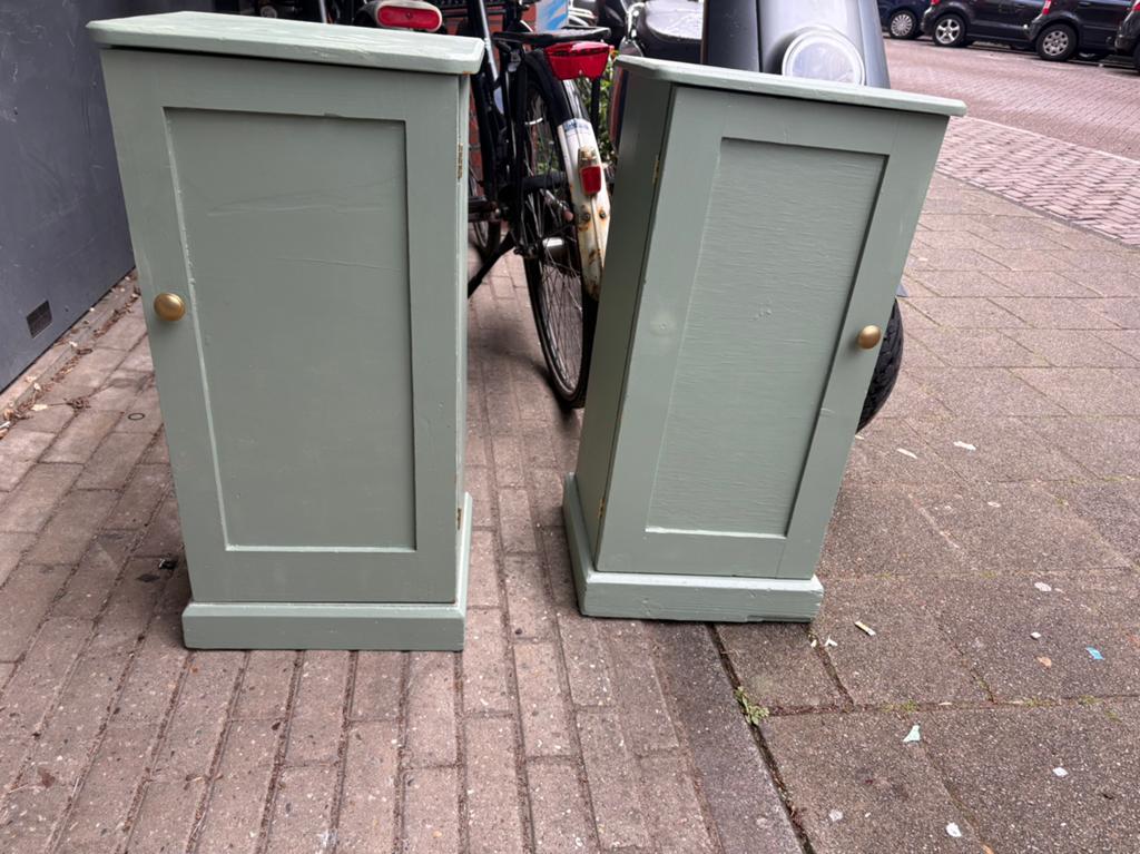 Set nachtkastjes, Ophalen of Verzenden, Zo goed als nieuw, Minder dan 45 cm, 70 cm of meer