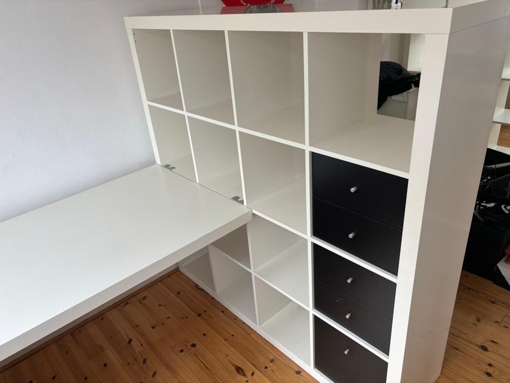 IKEA KALLAX Bureau-kast combinatie wit/zwart, Huis en Inrichting, Kasten | Roldeurkasten en Archiefkasten, Zo goed als nieuw, Minder dan 100 cm