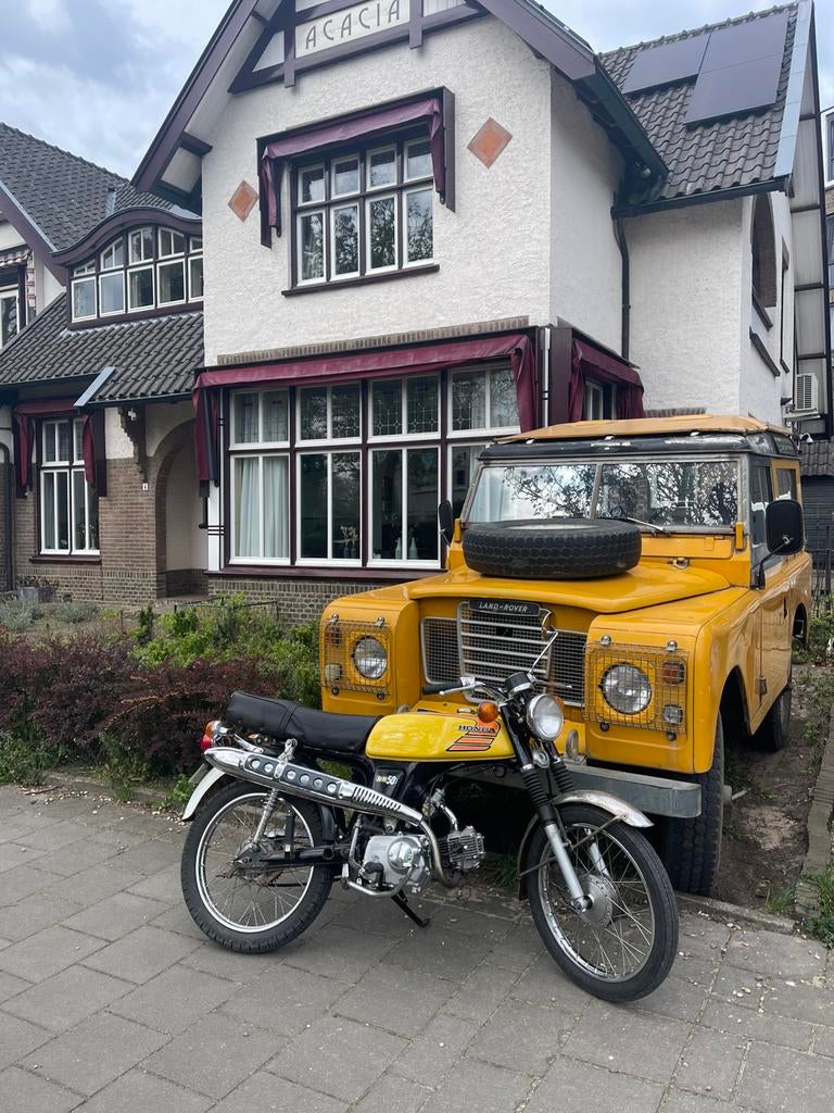 Meerdere Honda’s SS50 C50 PC50 DAX, Maximaal 45 km/u, 49 cc, 4 versnellingen, Ophalen