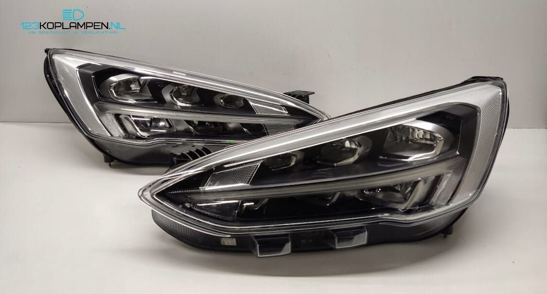 Ford Focus MK4 Full Led Koplamp links rechts, Gebruikt, -, -, Ophalen of Verzenden