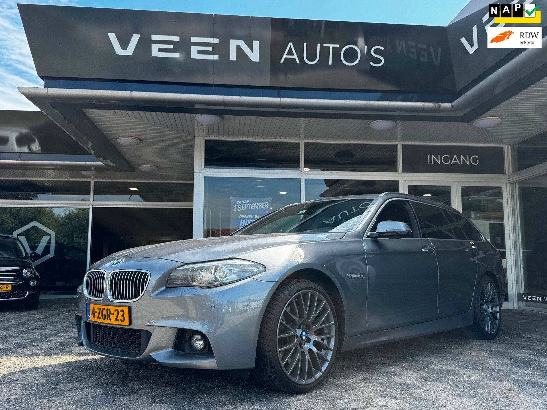 BMW 5-serie Touring 528i Executive M-Pakket Led Luxe Netjes!, Automaat, Gebruikt, Euro 6, 4 cilinders