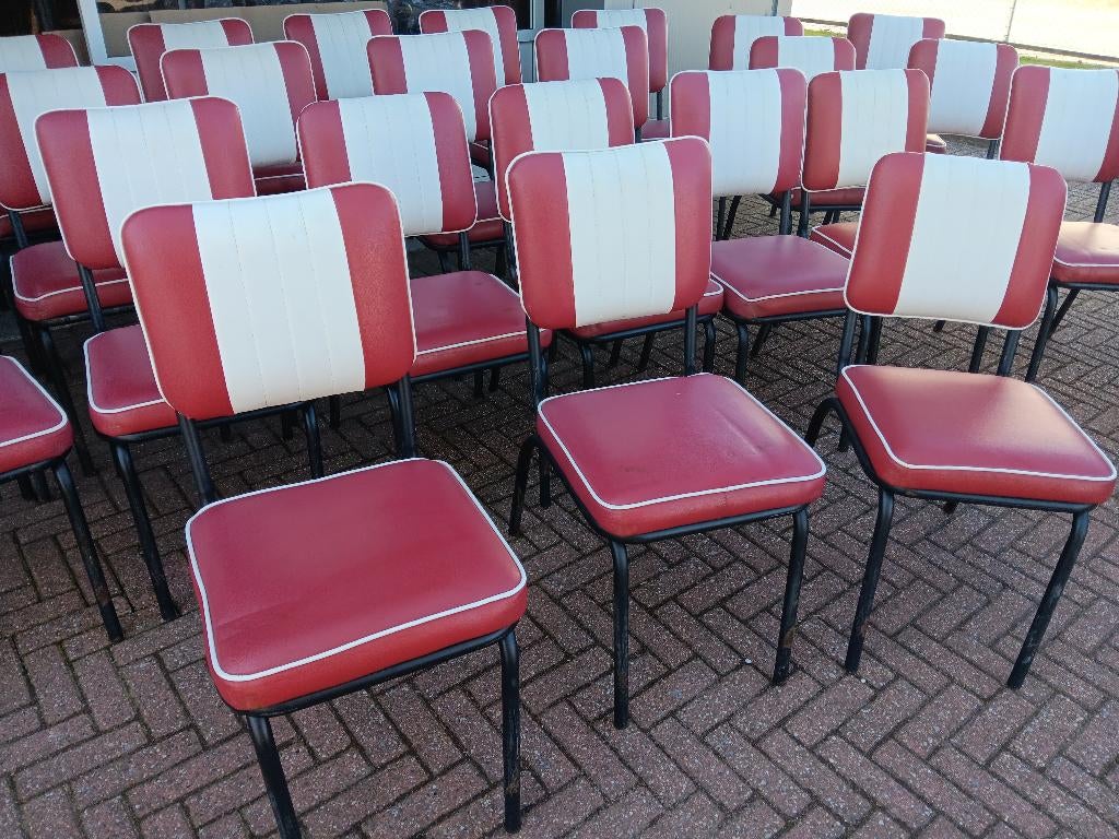 25 retro/sixties horeca stoelen, Ophalen, Gebruikt, Vijf, Zes of meer stoelen, Leer