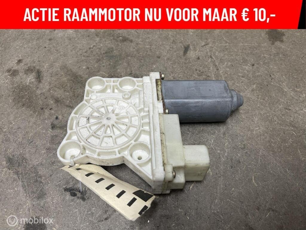 Raammotor rechtsvoor BMW 7-serie E65 ('01-'08) 67628382, Gebruikt, Ophalen of Verzenden, BMW, BMW