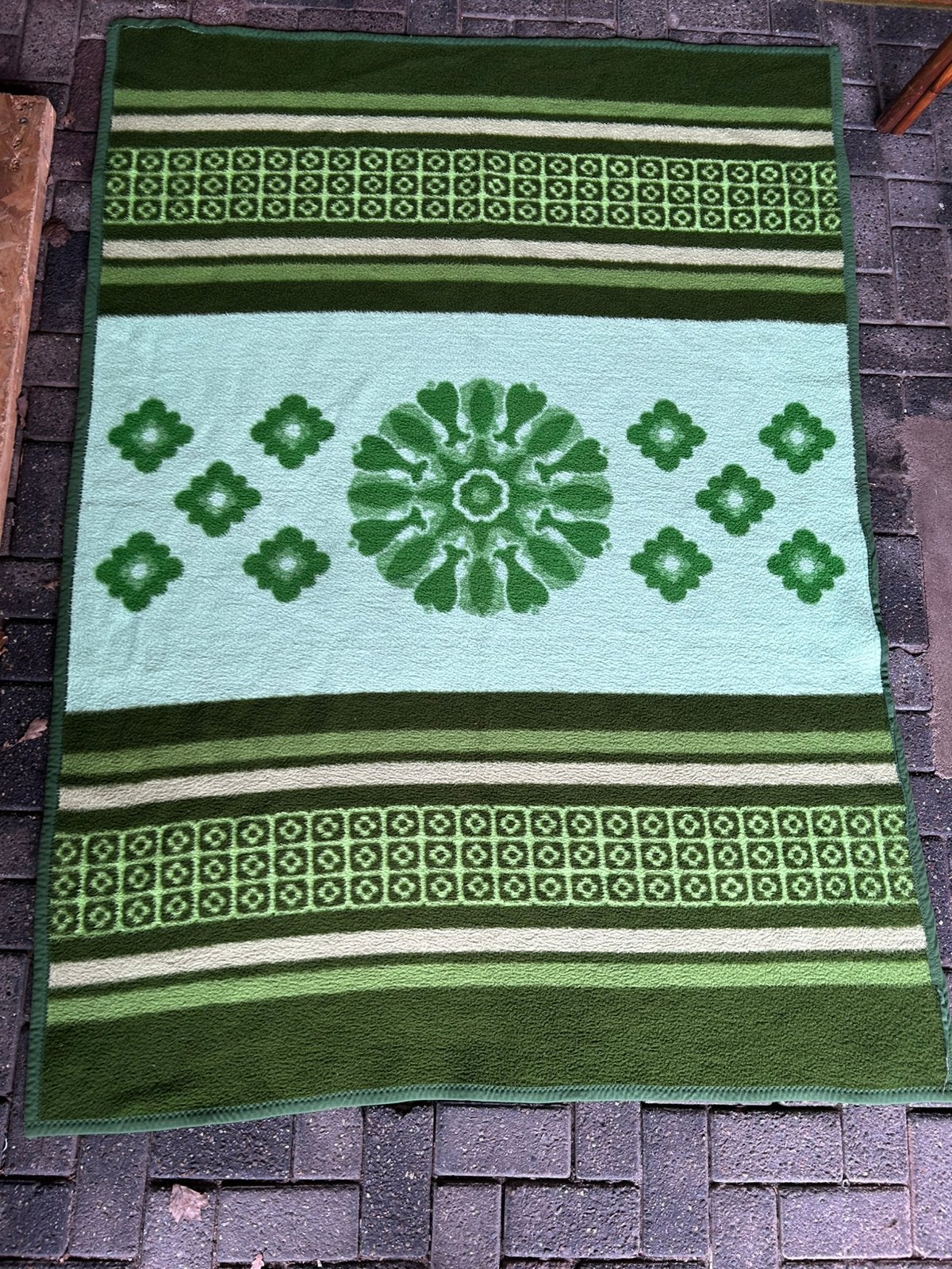 Vintage jaren 70 groen bloemen deken, ?, Zo goed als nieuw, ?, ?