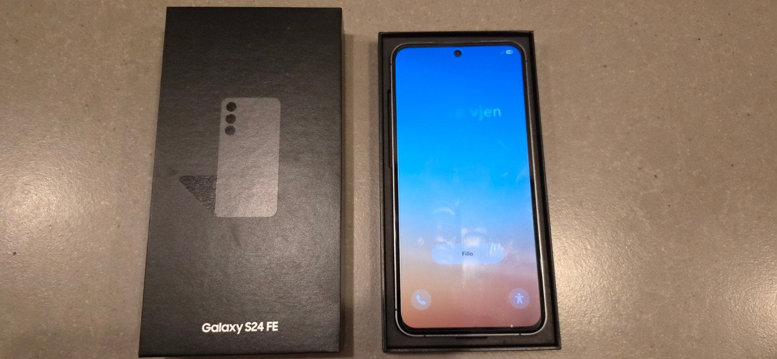 Samsung S24 FE 128GB - Zeer goede staat, incl. doos