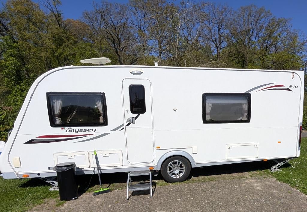 Te koop: Caravan Elddis Odyssey 540 Bj: 2012 max 1500kg, Standaardzit, Omvormbare zithoek, Elddis, Particulier