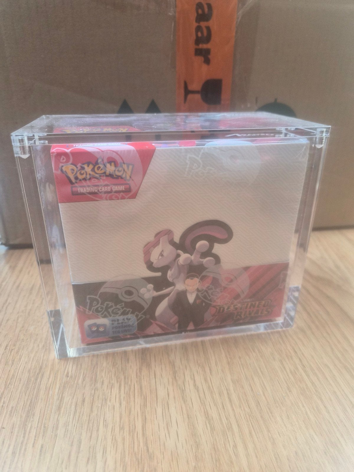 Destined Rivals Boosterbox inclusief acryl case, Ophalen, Zo goed als nieuw, Boosterbox