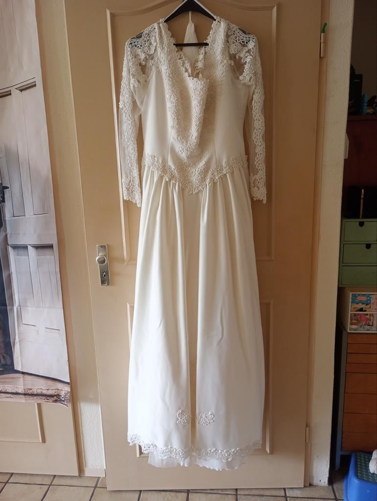 Trouwjurk uit 2019 te koop, Ophalen, Zo goed als nieuw, Wit, Trouwjurk