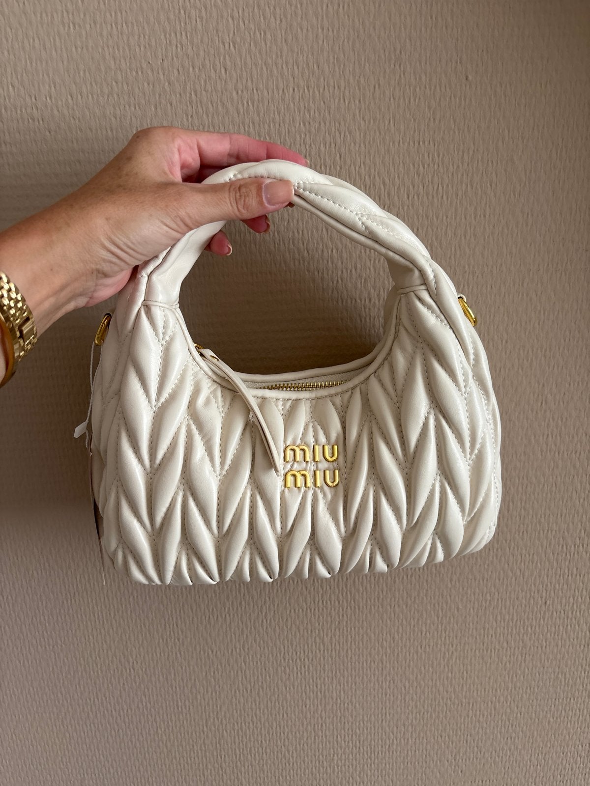 Miu Miu Matelassé Nappa Tasje - nieuw, Sieraden, Tassen en Uiterlijk, Tassen | Damestassen, Ophalen of Verzenden, Zo goed als nieuw