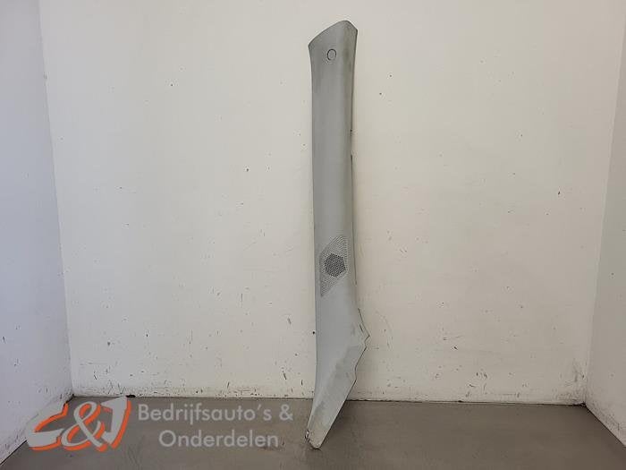 Stijlbekleding links-voor van een Iveco New Daily, Auto-onderdelen, Gebruikt, -, Overige automerken, -