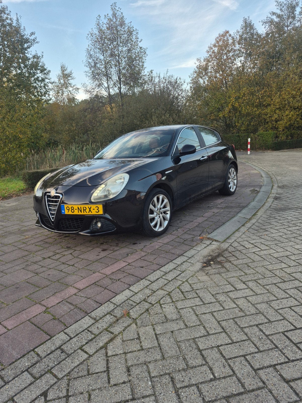 Alfa Romeo Giulietta 1.4 Turbo 2010 nieuwe apk, Auto's, Voorwielaandrijving, 4 cilinders, Zwart, Origineel Nederlands