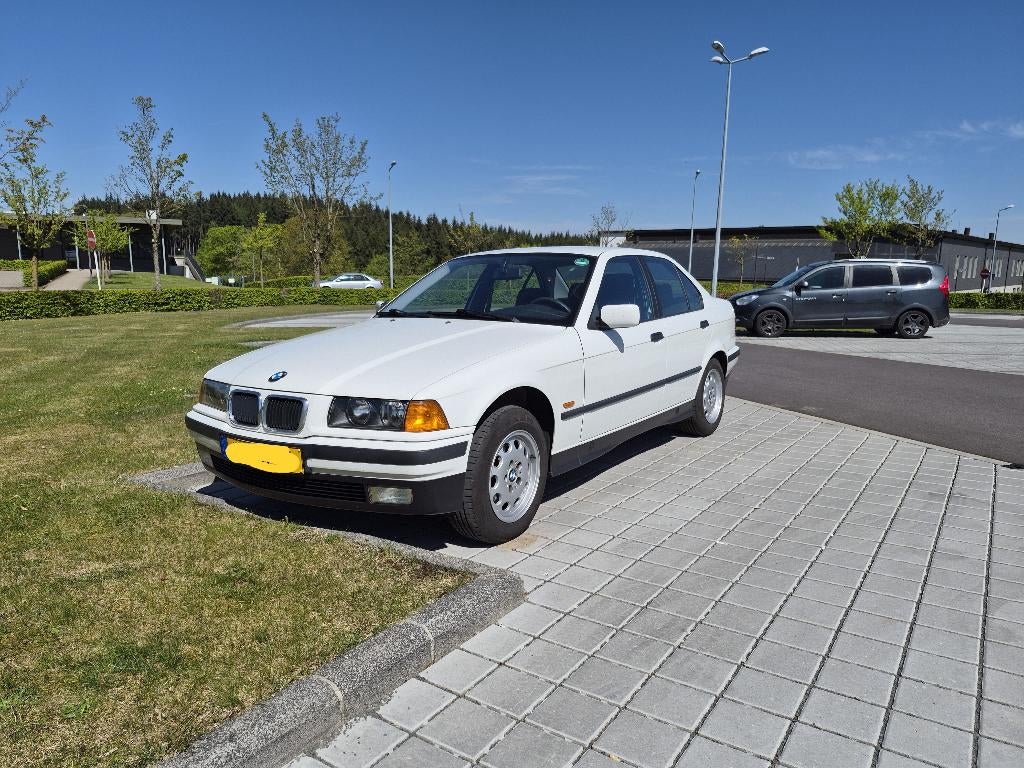 Originele BMW E36 uit 1997, Achterwielaandrijving, 1145 kg, 4 cilinders, Elektrische ramen