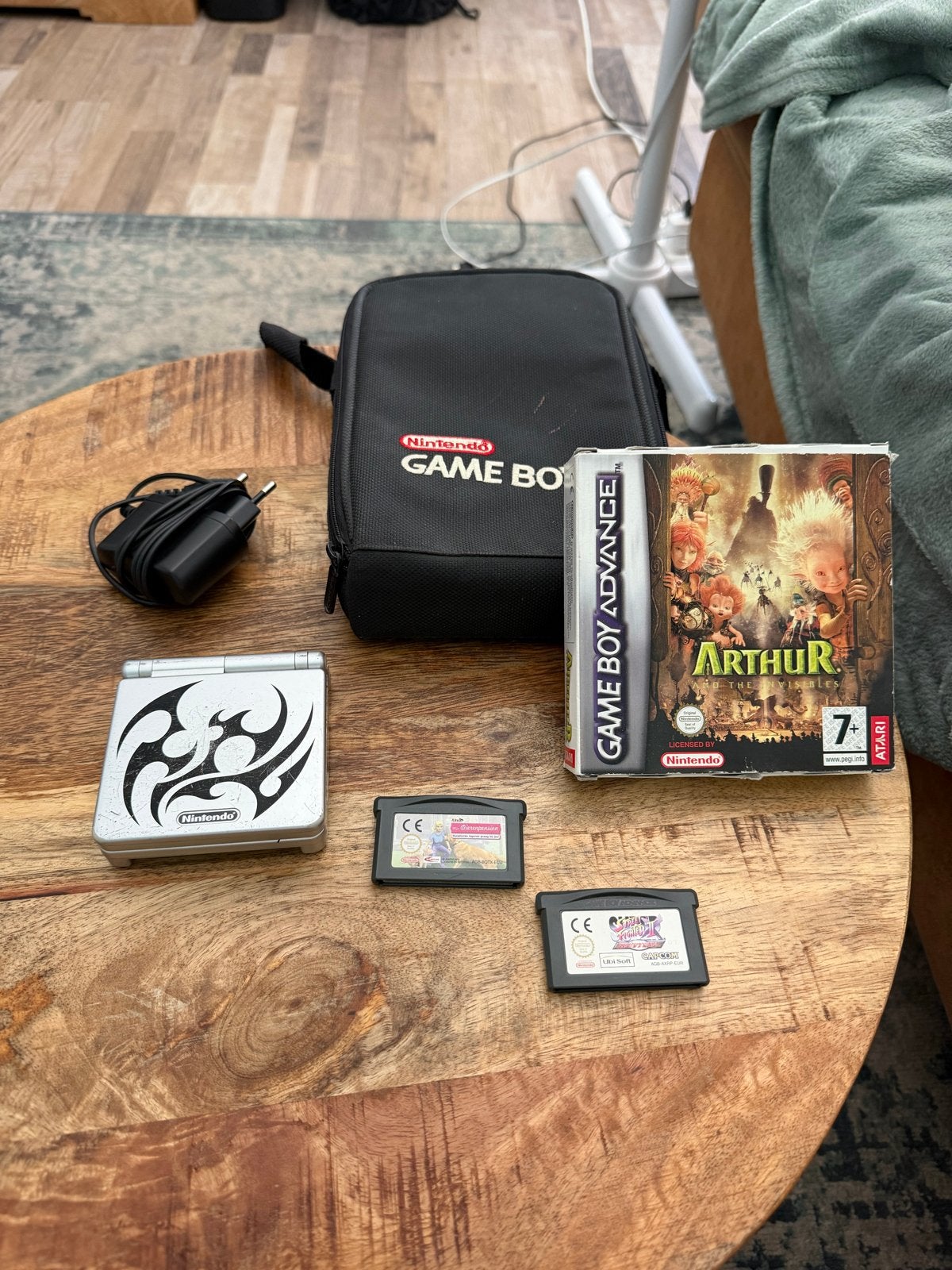 Game Boy Advance SP met games en beschermhoes, Spelcomputers en Games, Ophalen of Verzenden, Gebruikt, Game Boy Advance SP, Met games