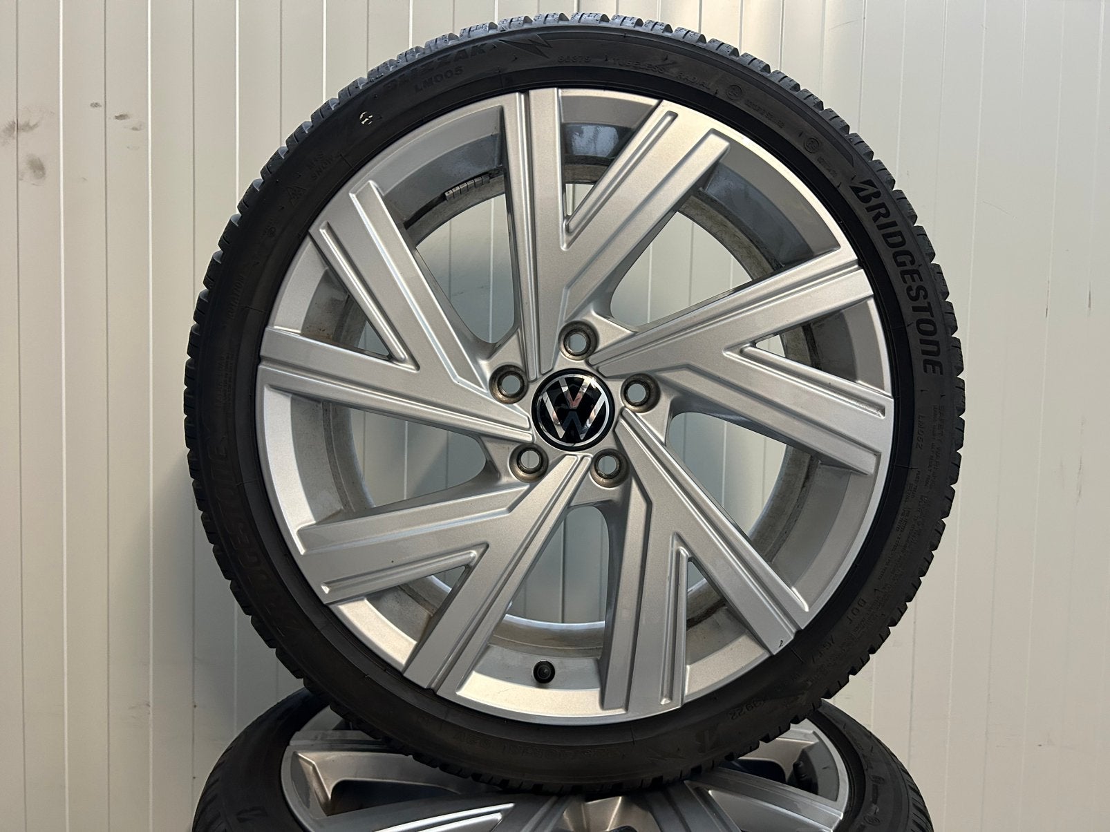 Originele VW Golf 7 8 Bergamo 18 inch Winter bridgestone, Ophalen, 18 inch, Gebruikt, Banden en Velgen