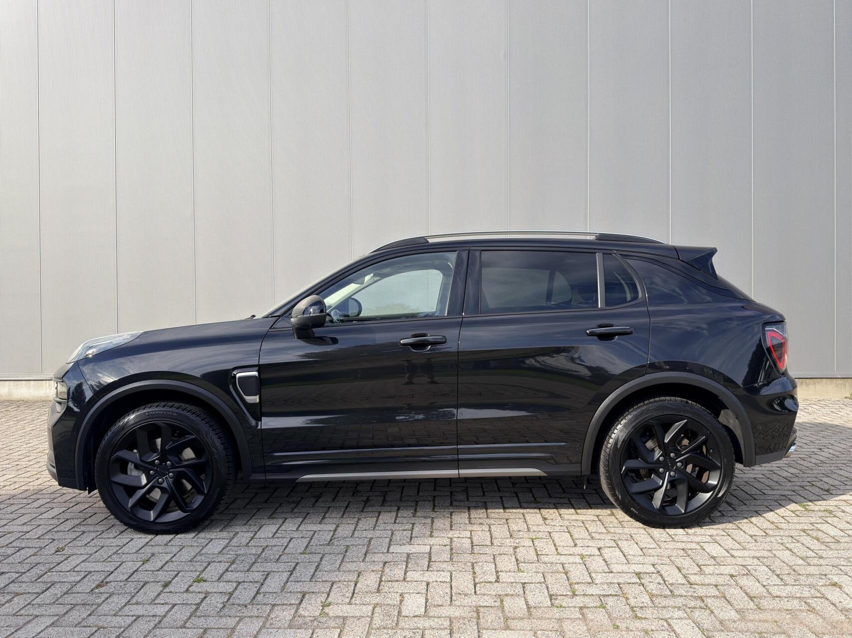 Lynk & Co 01 1.5 Black Edition Carplay|Panoramadak|360 Camer, Euro 6, Met garantie (alle), Zwart, Plug-in hybride