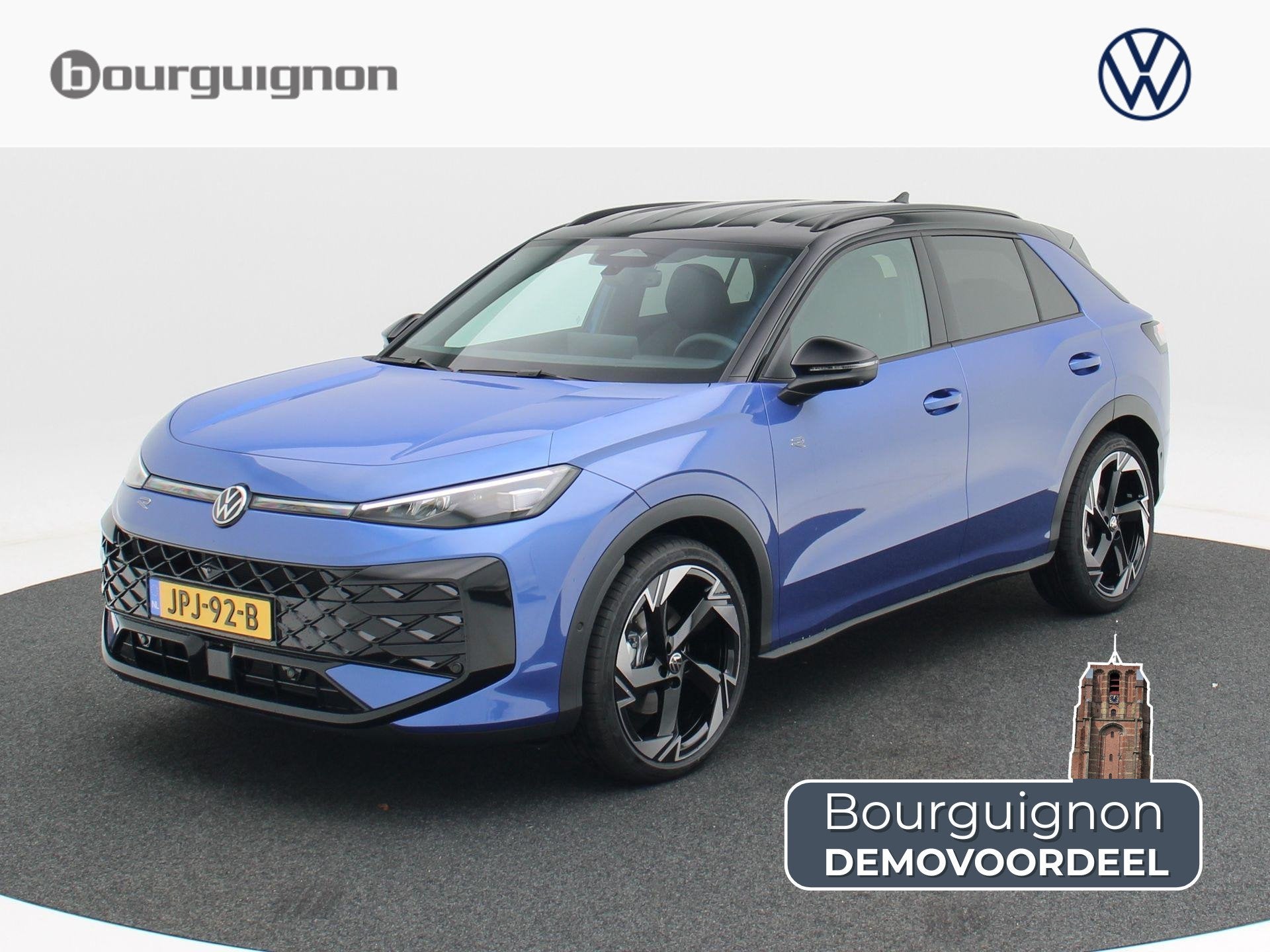 Volkswagen T-Roc R-Line First Edition 1.5 eTSI 150 PK | Blac, 1374 kg, 1498 cc, 4 cilinders, 150 pk