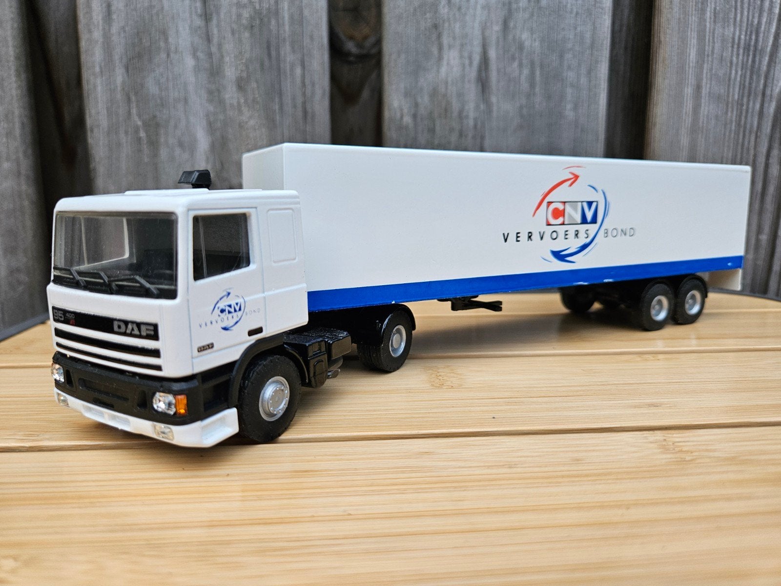 lioncar Daf 95 CNV vervoersbond trailer, Ophalen of Verzenden, Zo goed als nieuw, Bus of Vrachtwagen, Lion Toys