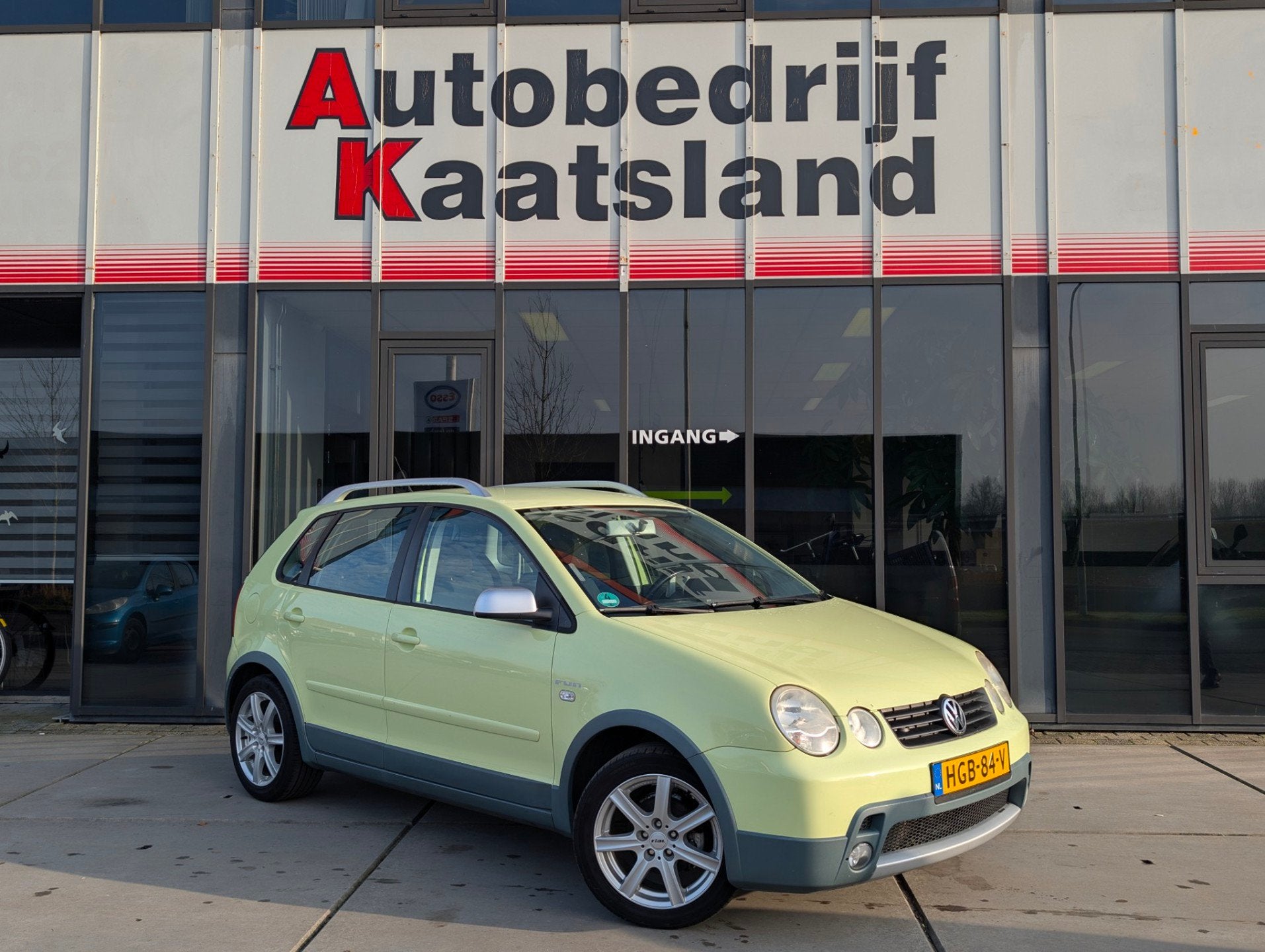 Volkswagen POLO 1.4-16V Cross FUN - Airco - LPG g3 -, Auto's, Voorwielaandrijving, Gebruikt, Zwart, 4 cilinders
