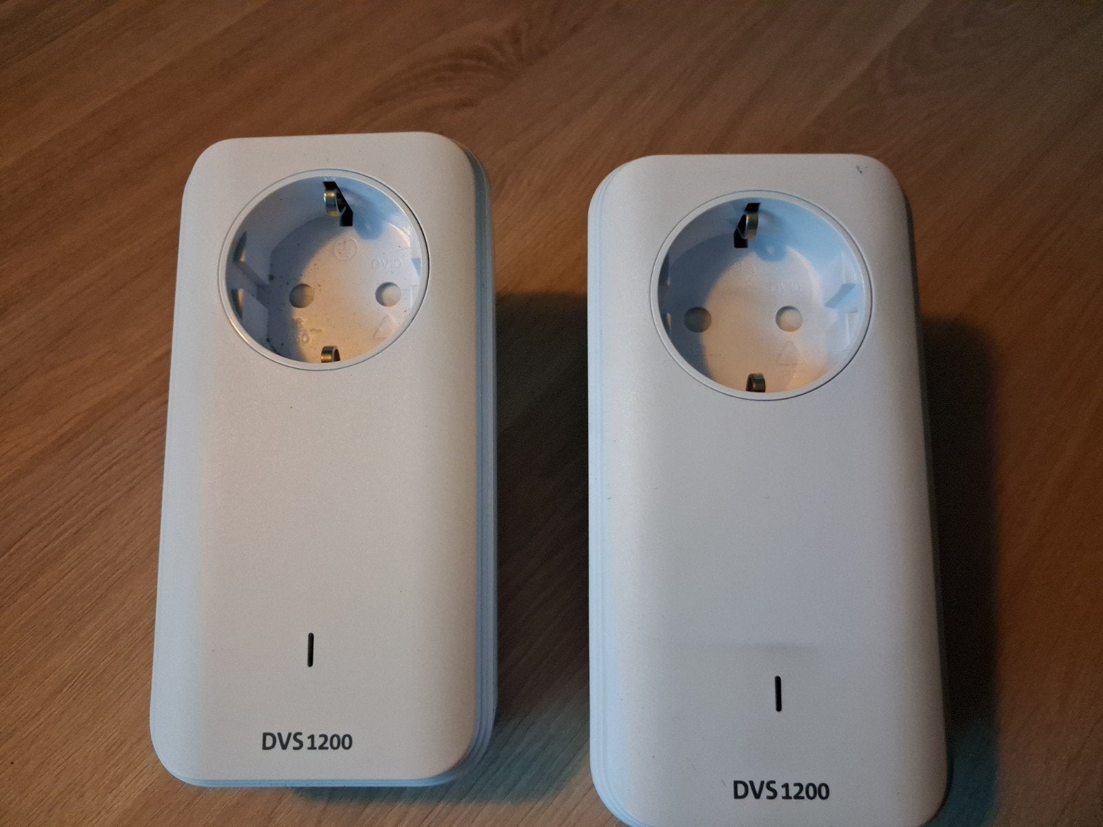 2x KPN WiFi versterkers DVS 1200, Ophalen of Verzenden, Gebruikt, KPN