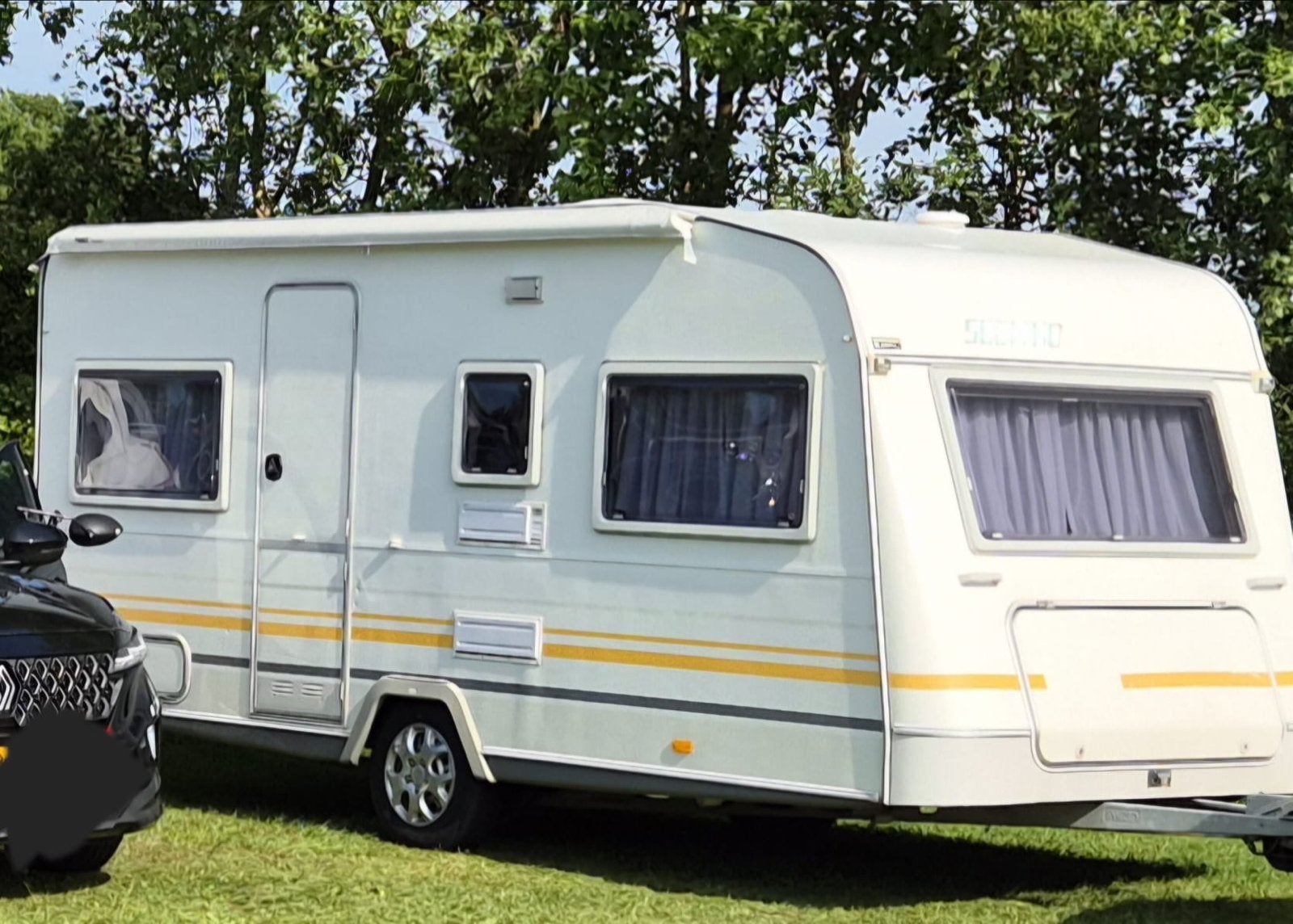 Knaus Sudwind 450, Vast bed, Rondzit, Particulier, 5 tot 6 meter