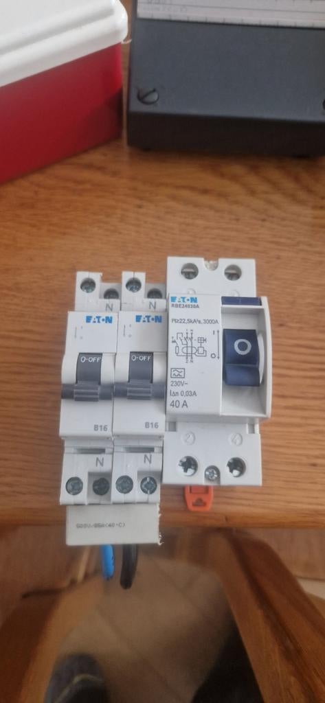Eaton RBE24030A Aardlekschakelaar met B16 automaten, Ophalen of Verzenden