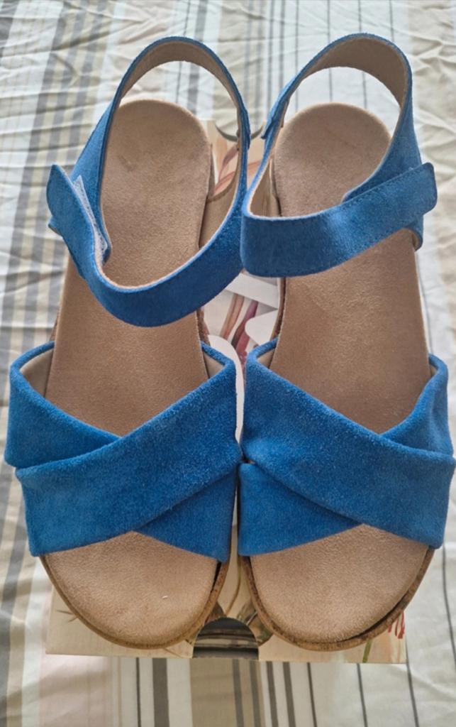 Blauwe sandalen van Feyn, maat 40, Ophalen of Verzenden, Zo goed als nieuw, Schoenen