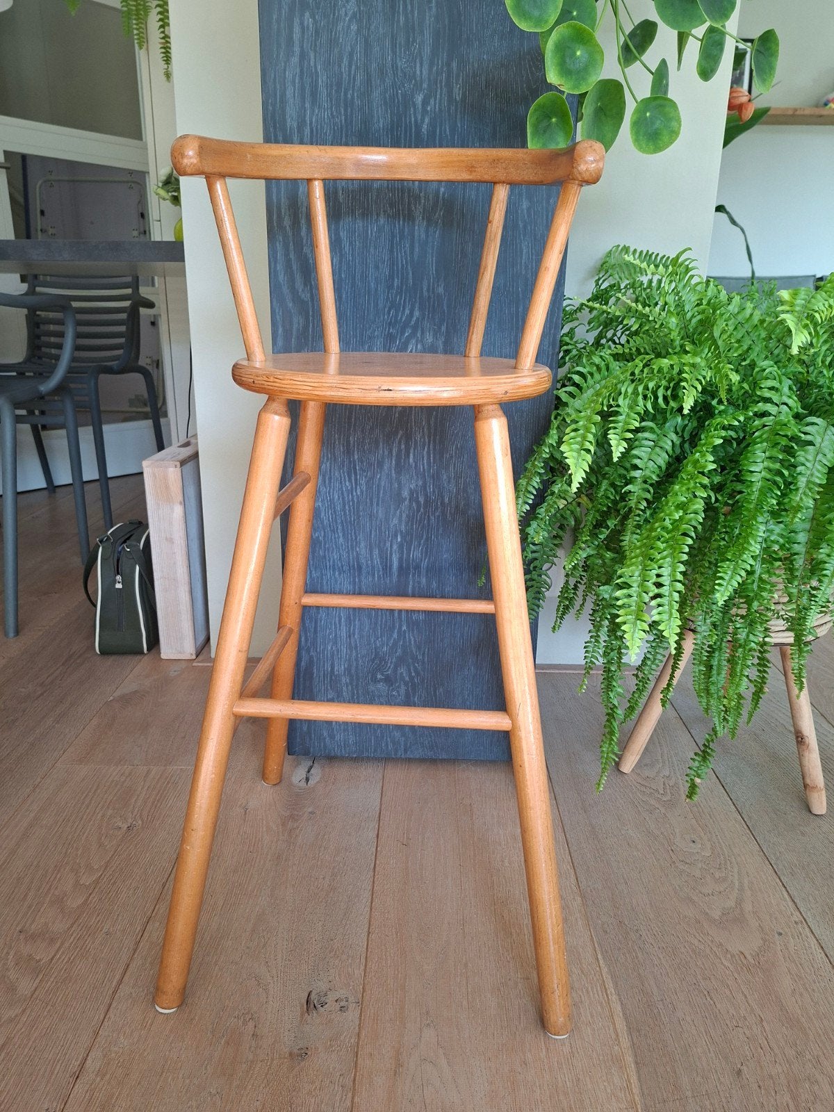 Houten kinderstoel voor peuter/kleuter, zithoogte 57 cm, Ophalen, Gebruikt, Overige typen, Aanschuifbaar
