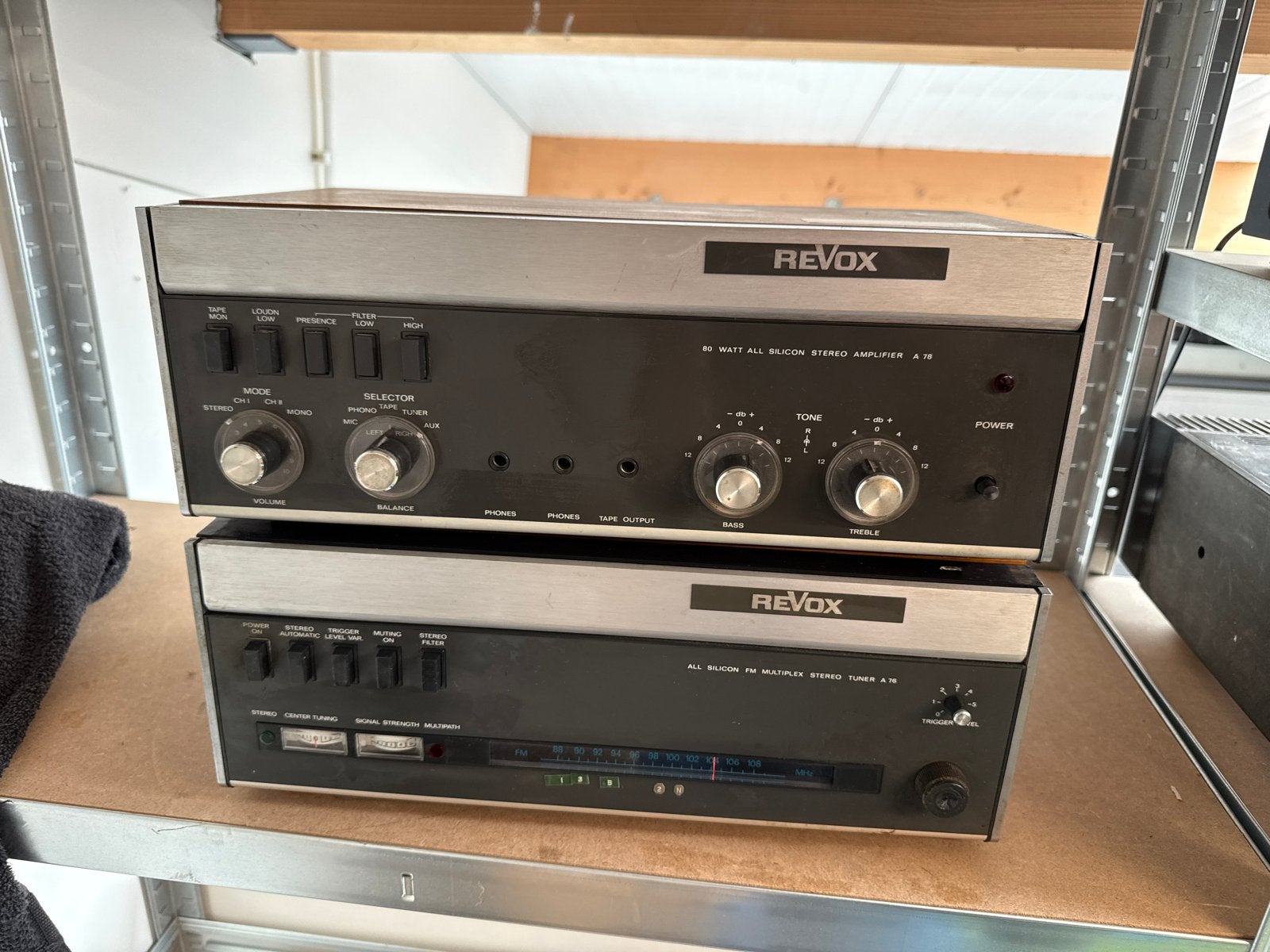 Foto 2 van Revox A78 Versterker & A76 Tuner - Vintage Audio Set