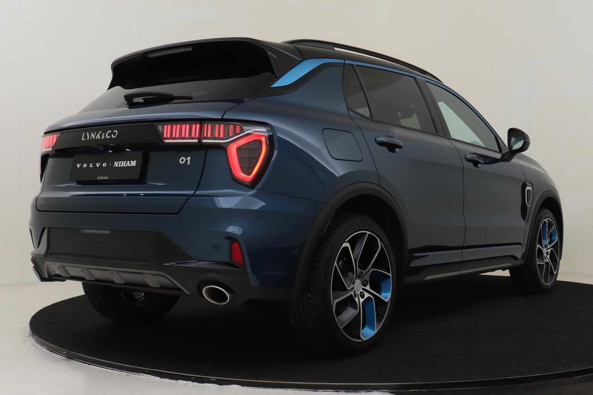 Lynk & Co 01 1.5 PHEV -PANO.DAK|ELEK.STOEL|HARMANINFINITY|36, 12 maanden, Stof, Euro 6, Blauw
