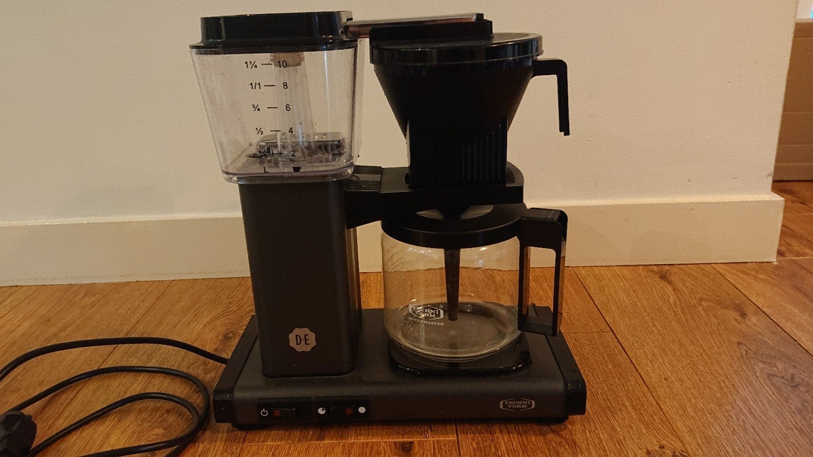 DE Moccamaster, Witgoed en Apparatuur, Koffiezetapparaten, Ophalen, 10 kopjes of meer, Koffiemachine, Gemalen koffie