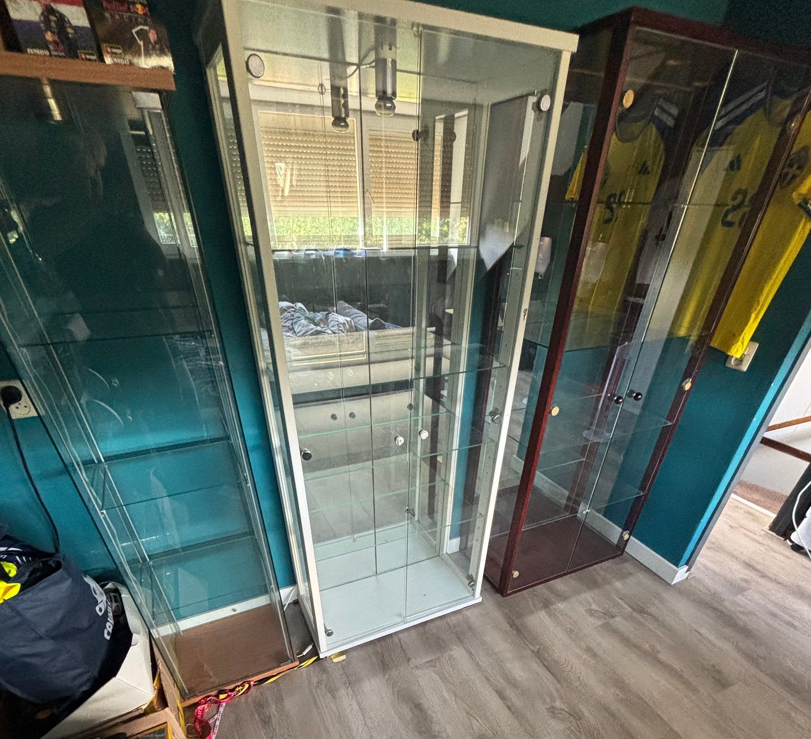3 vitrinekasten, Huis en Inrichting, Kasten | Vitrinekasten, Ophalen, Met deur(en), 150 tot 200 cm, 25 tot 50 cm