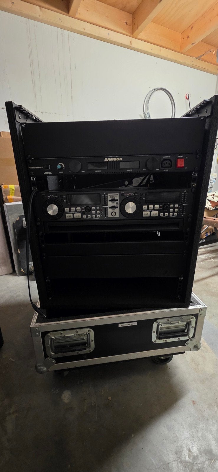 Stevige Meekel Flightcase met wielen en deurtje, Ophalen of Verzenden, Gebruikt