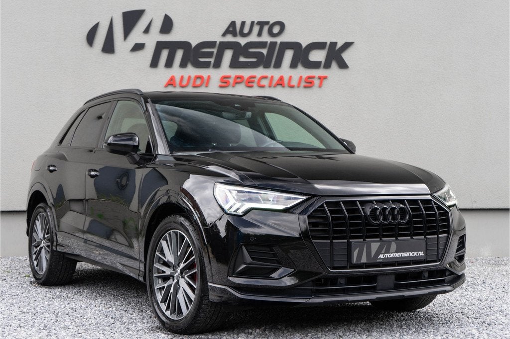 Audi Q3 35 TFSI / Cruise Control/ Virtual Cockpit/ Touch Nav, Auto's, Audi, 4 cilinders, Zwart, Bedrijf, 1470 kg