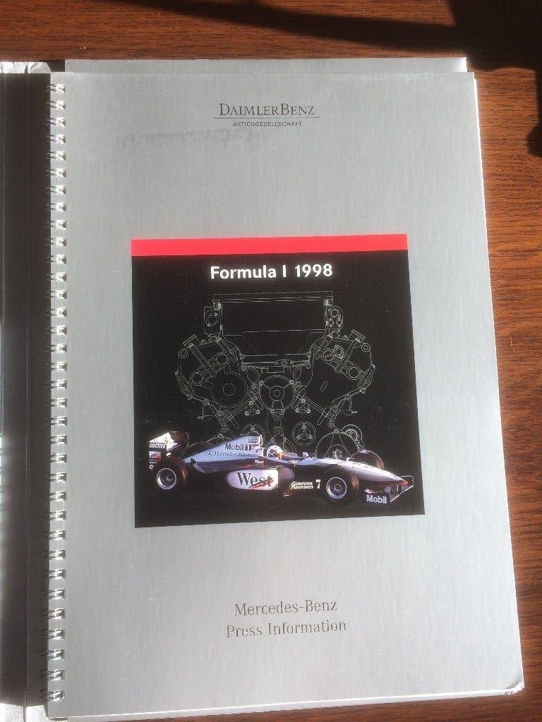 Mercedes Benz Mc. Laren MP 4/13 Formule 1 Persmap 1998, Boeken, Zo goed als nieuw, Mercedes-Benz, Mercedes, Ophalen of Verzenden