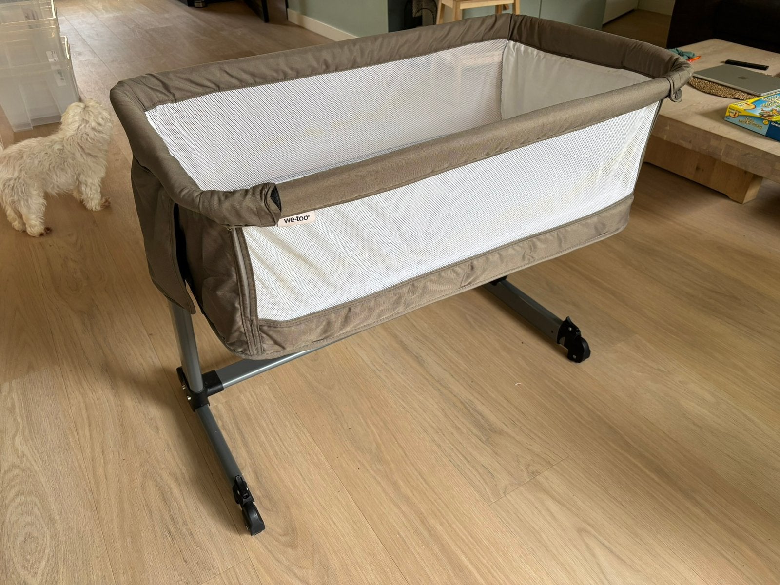 We-too Cosleeper taupe incl reishoes, Ophalen, Zo goed als nieuw, Wieg