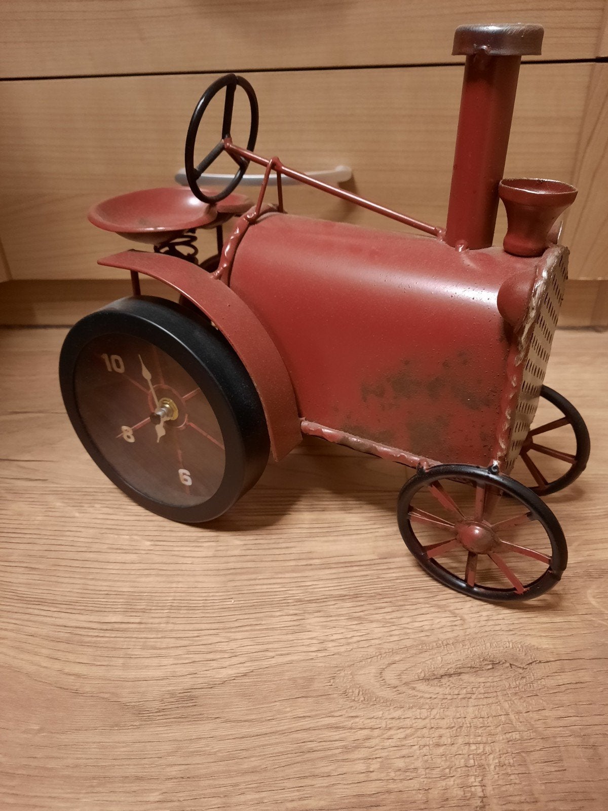 Tractor tafelklok in nieuwstaat, Ophalen of Verzenden, Zo goed als nieuw, Analoog, Wandklok