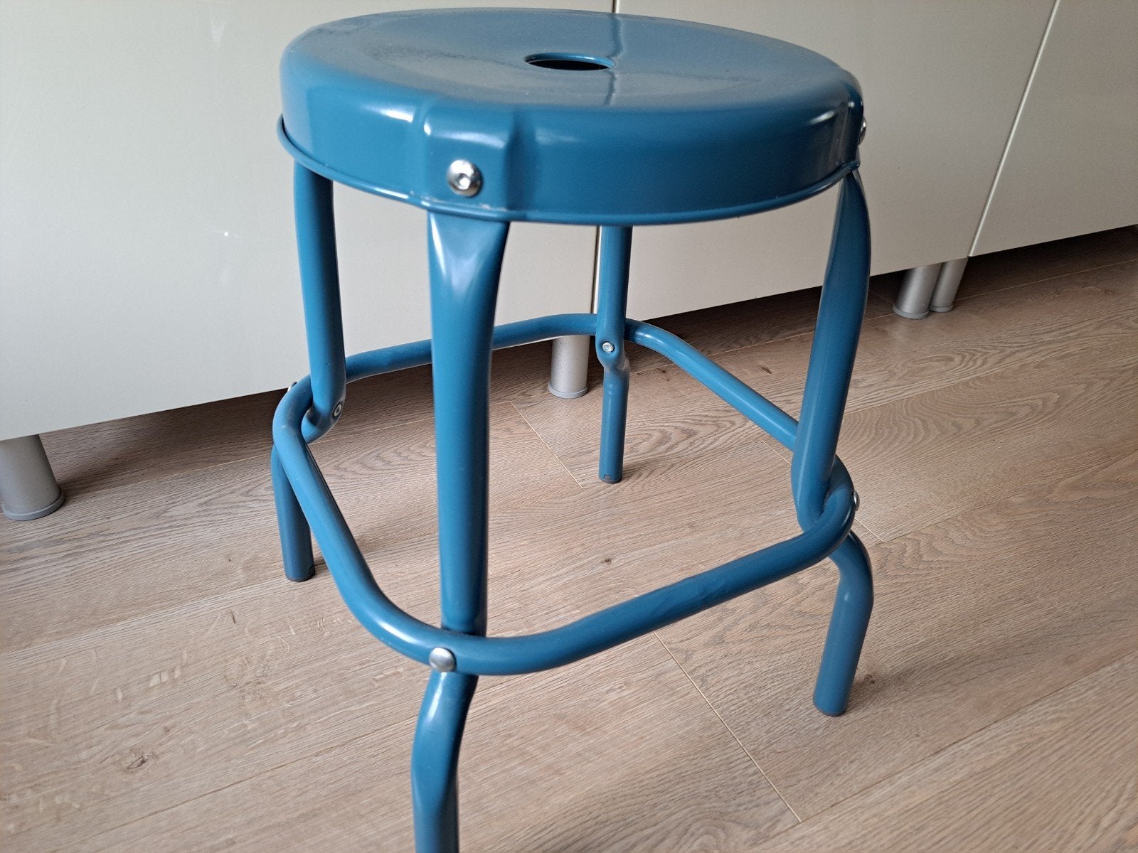 Kruk ikea raskog, Ophalen, Staal
