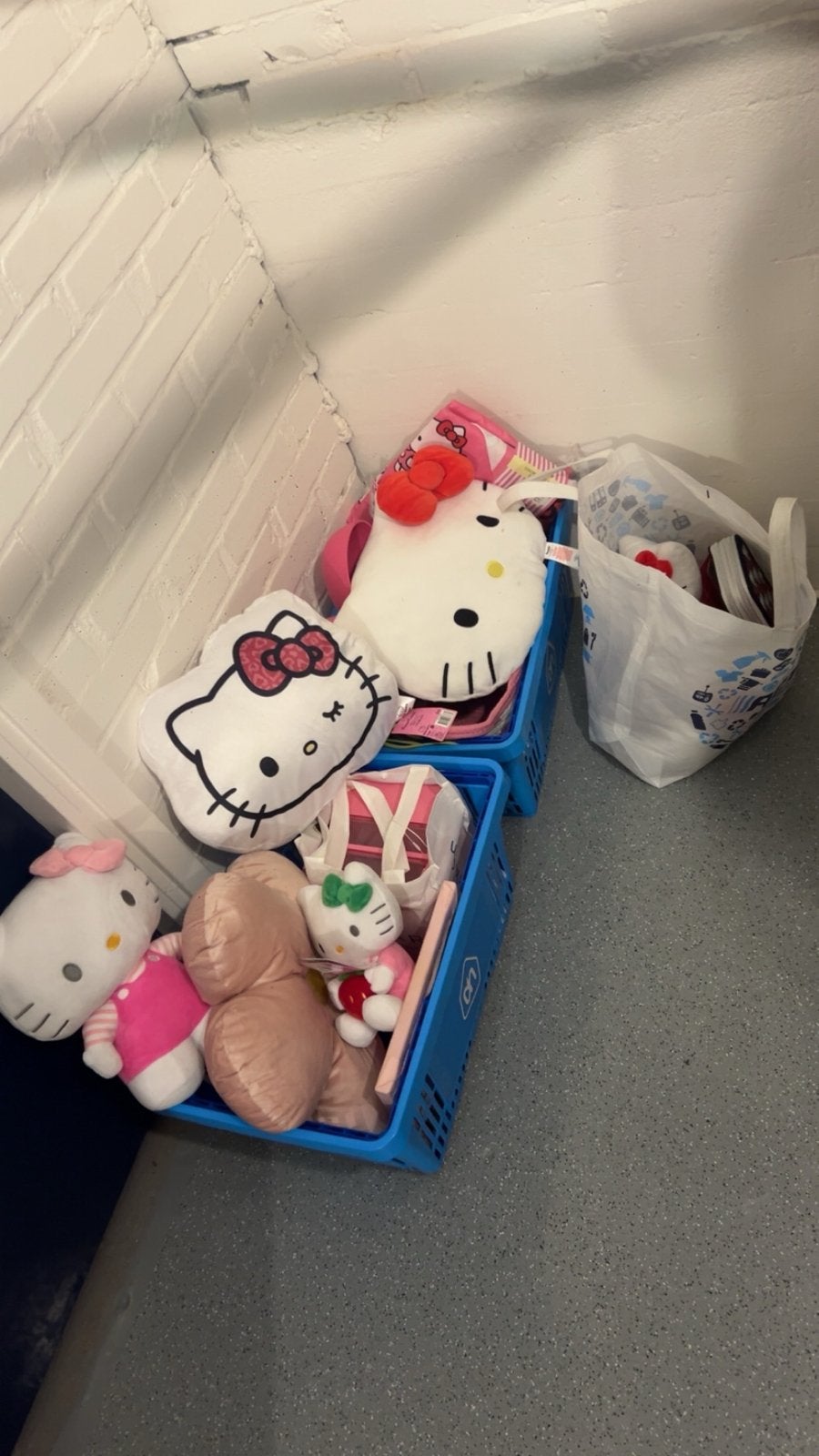 Hello Kitty spullen voor kinderkamer - Zo goed als nieuw, Overige merken, Overige typen, Ophalen of Verzenden, Zo goed als nieuw