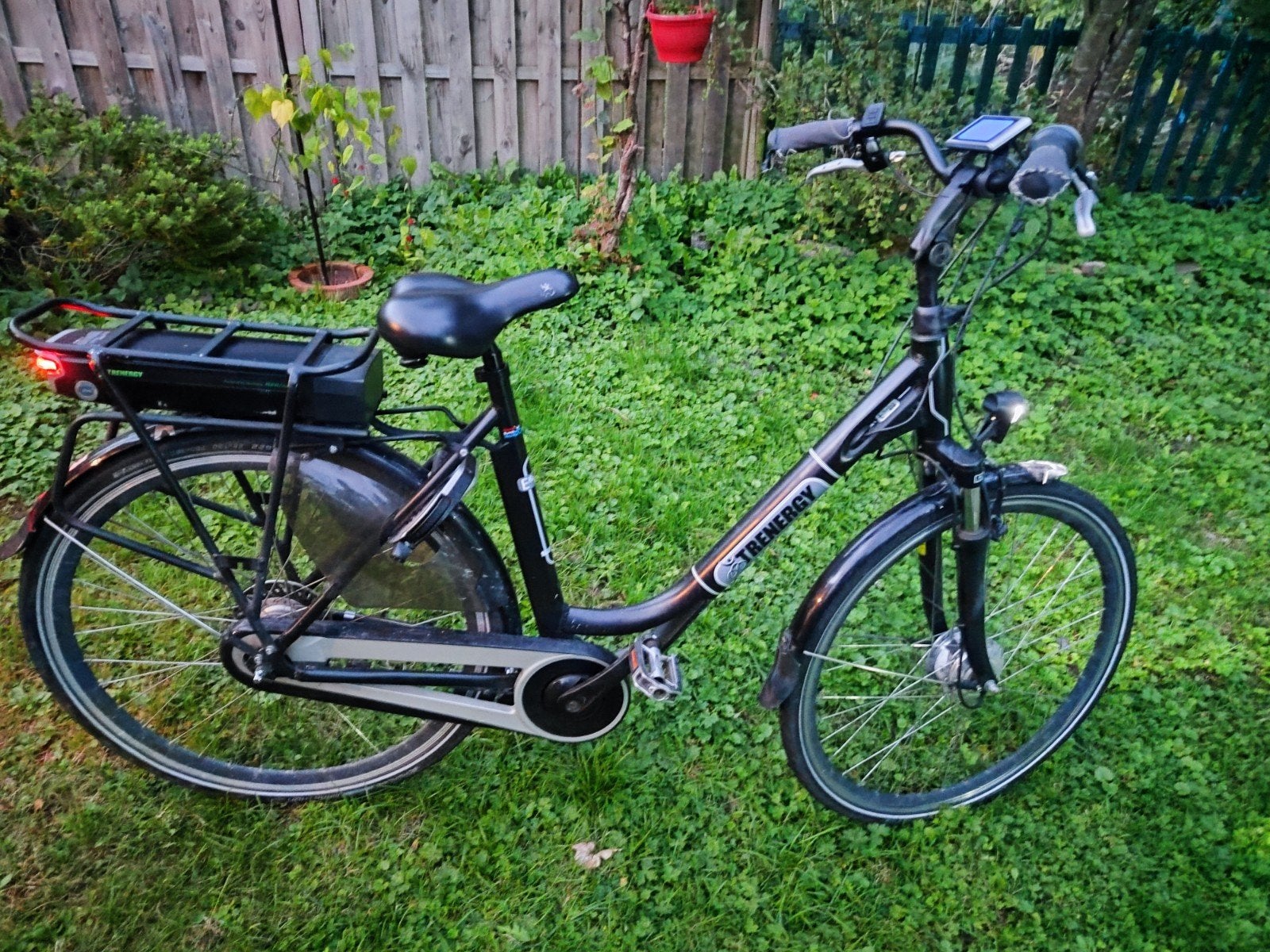 TrenERGY elektrische fiets, zo goed als nieuw, Zo goed als nieuw, 51 tot 55 cm, 50 km per accu of meer, Ophalen