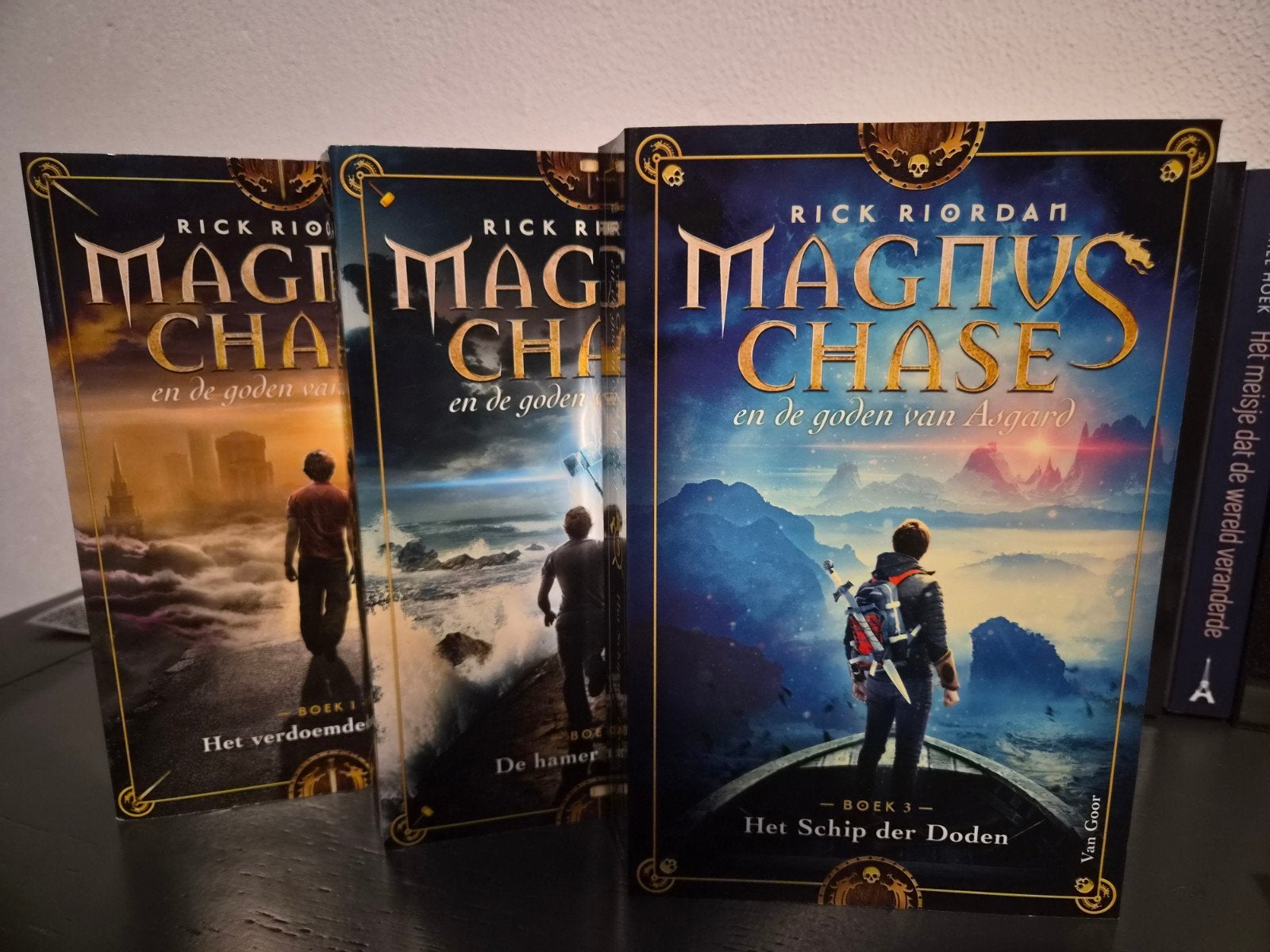 Magnus Chase-trilogie compleet- Rick Riordan, Ophalen of Verzenden, Zo goed als nieuw, Rick Riordan