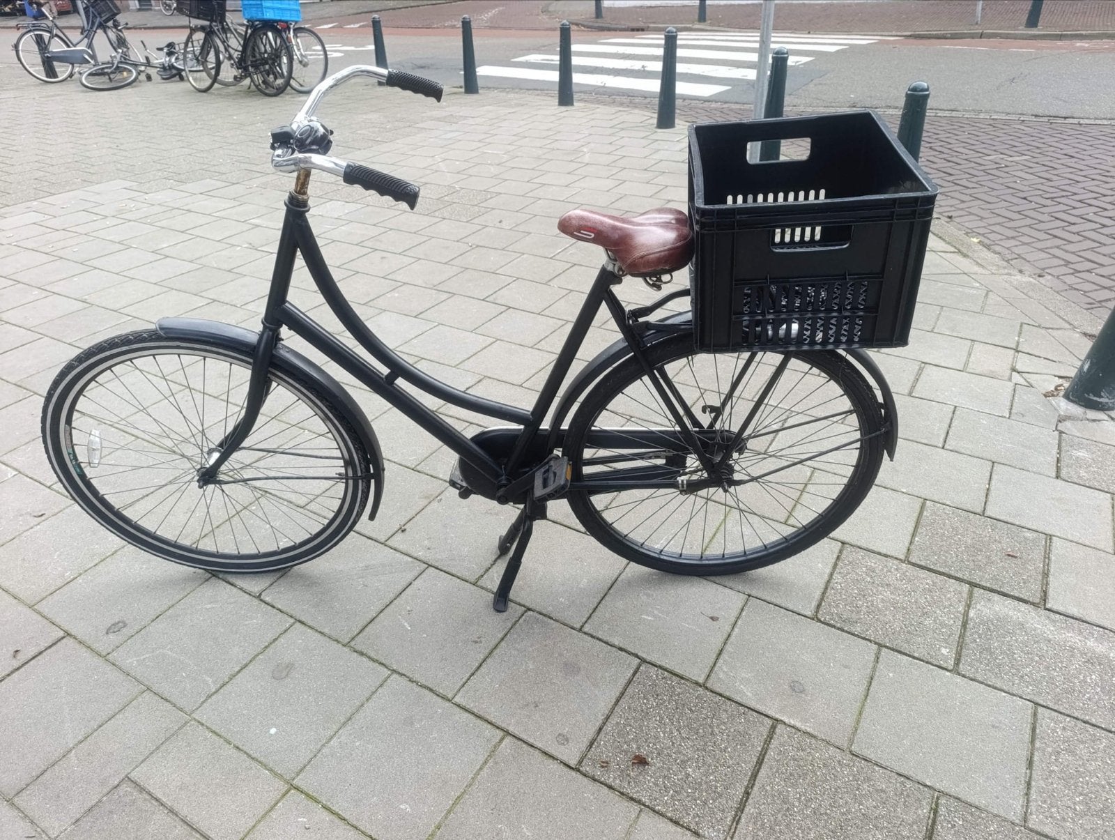 Zwarte damesfiets met krat - Ideaal voor boodschappen!, Fietsen en Brommers, Velgrem, Ophalen, Overige merken, 53 tot 56 cm