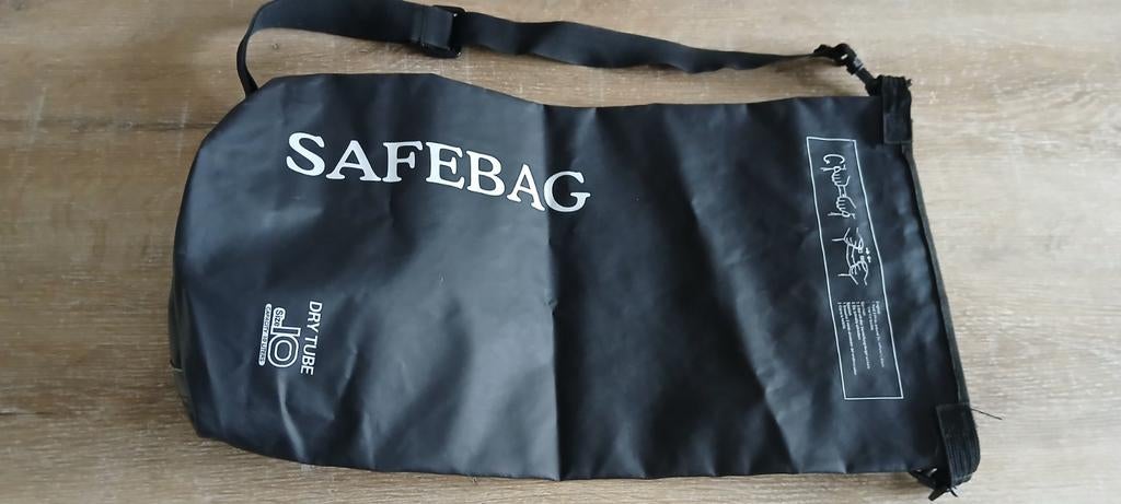 10 liter dry tube safebag watersport tas waterdicht suppen, Watersport en Boten, Suppen, Ophalen of Verzenden, Zo goed als nieuw