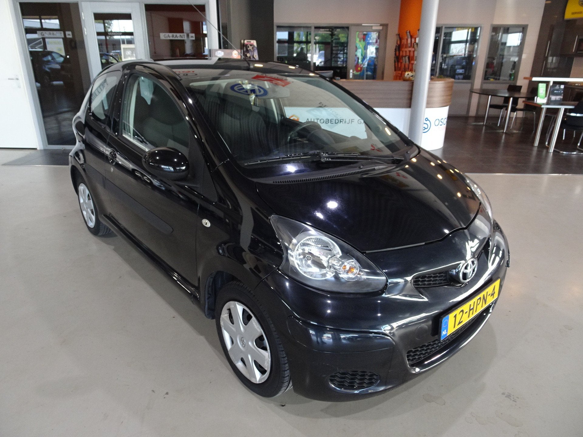 Toyota Aygo 1.0-12V Comfort Automaat (bj 2009), Gebruikt, 4 stoelen, Origineel Nederlands, Bedrijf