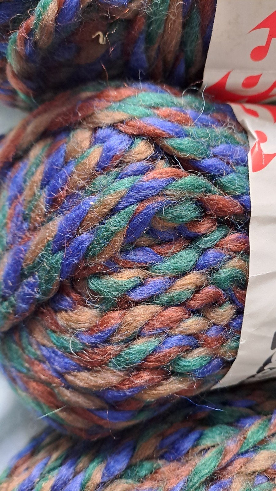 4 bollen vintage 3 Suisses "Bourrask" – Dik gemêleerd garen, Hobby en Vrije tijd, Breien of Haken, Bourrasque Courtaulds, Onbekend