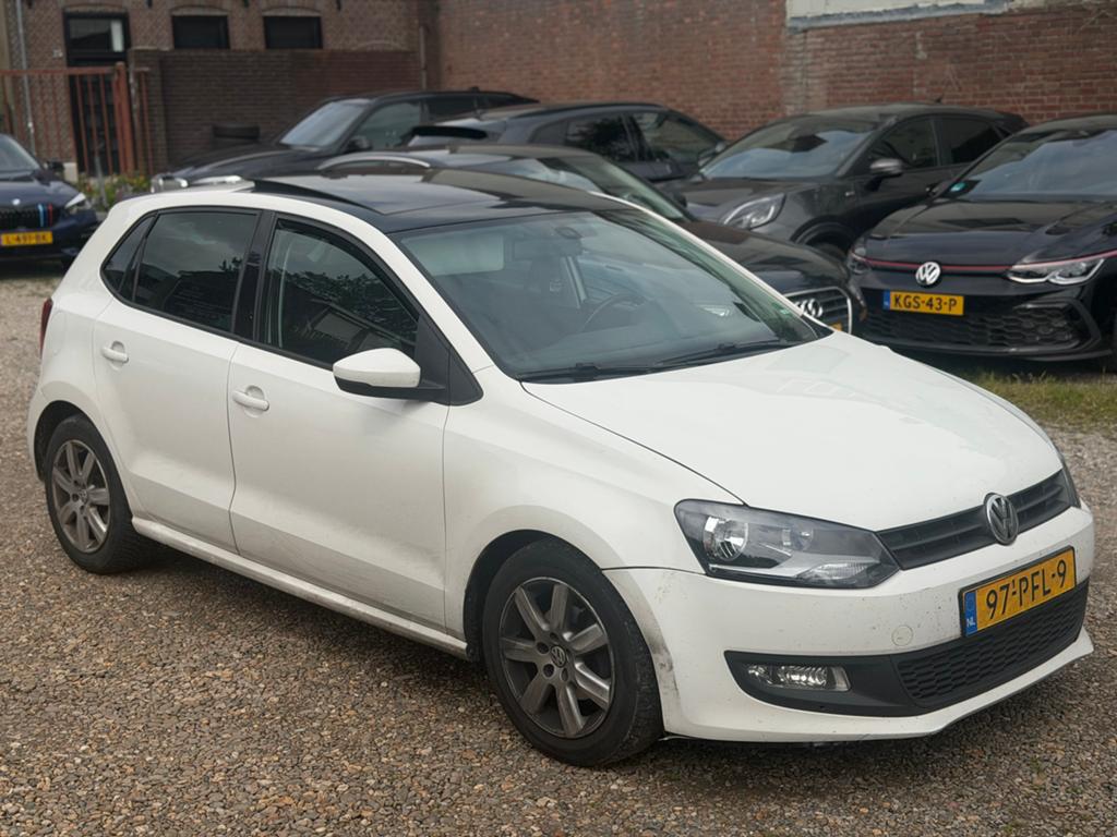 Volkswagen Polo 1.2 TSI 77KW DSG 2011 Wit NAP, 40 €/maand, 4 cilinders, Wit, Origineel Nederlands