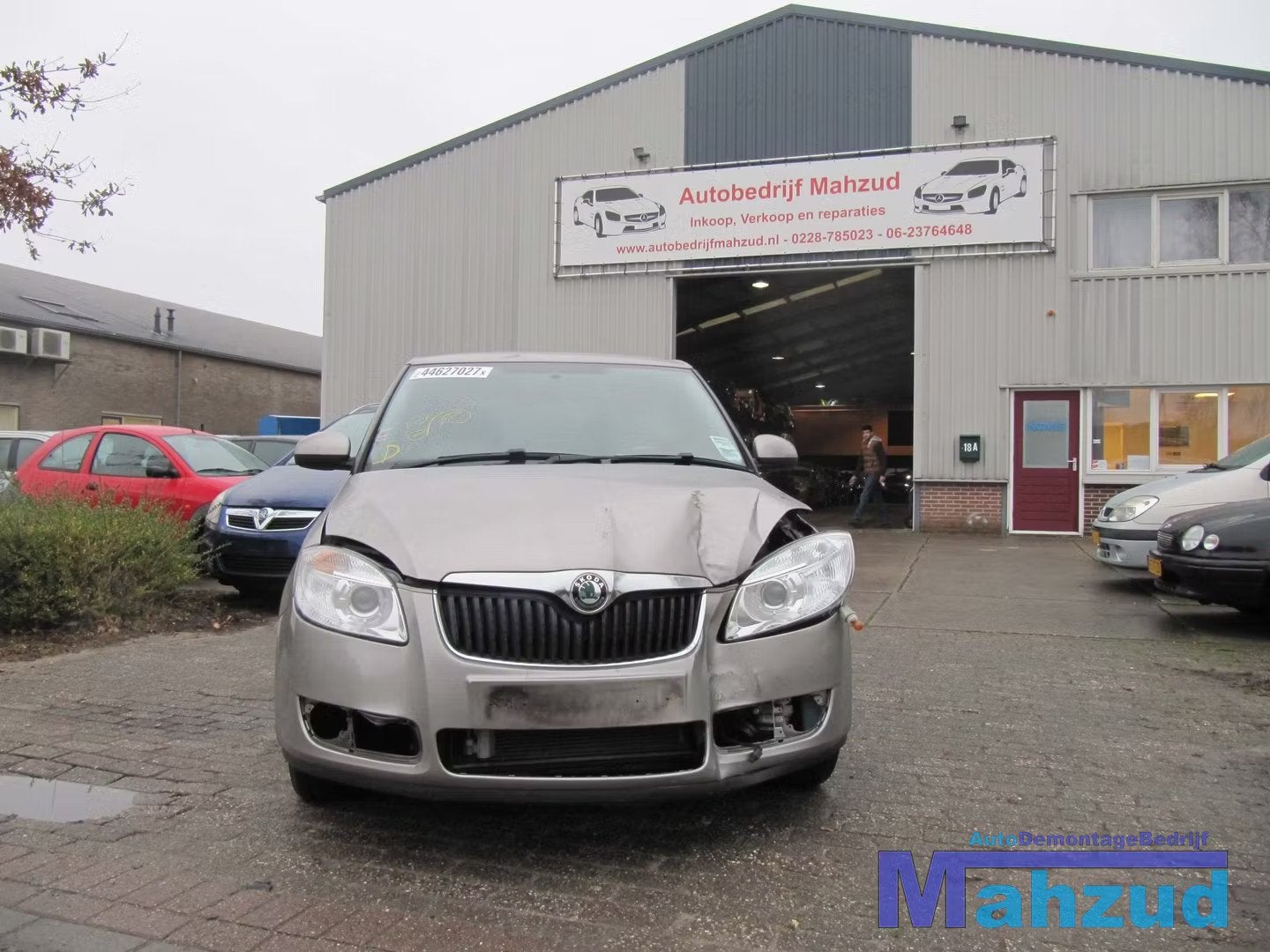 SKODA FABIA 2 542 5 DEURS INTERIEUR ZWART GRIJS COMPLEET, Skoda, Skoda Auto a.s., Gebruikt, Infoline@skoda-auto.cz