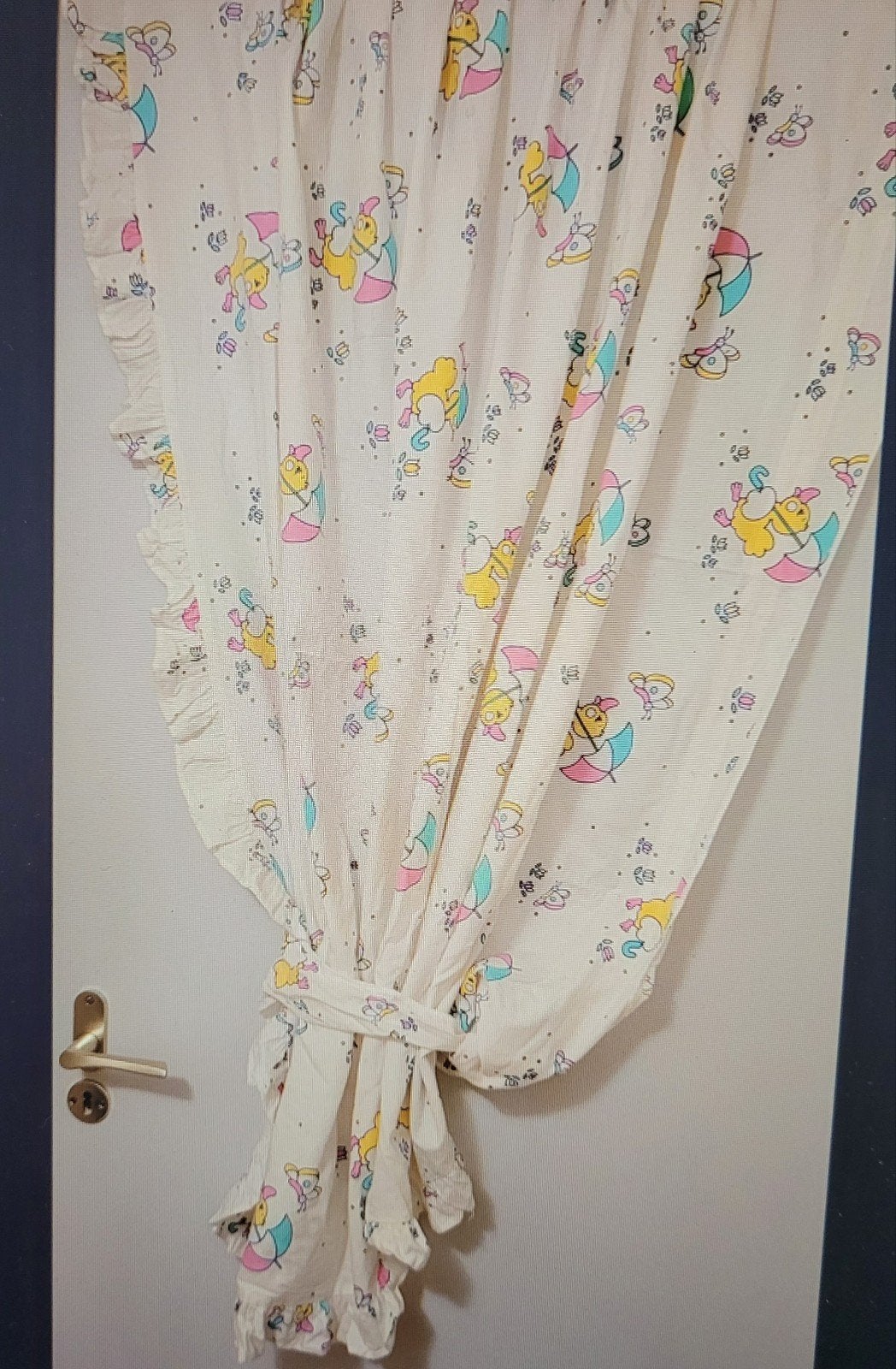 2 Mooie fopgordijnen en gordijn voor hemeltje babybedje, Ophalen of Verzenden