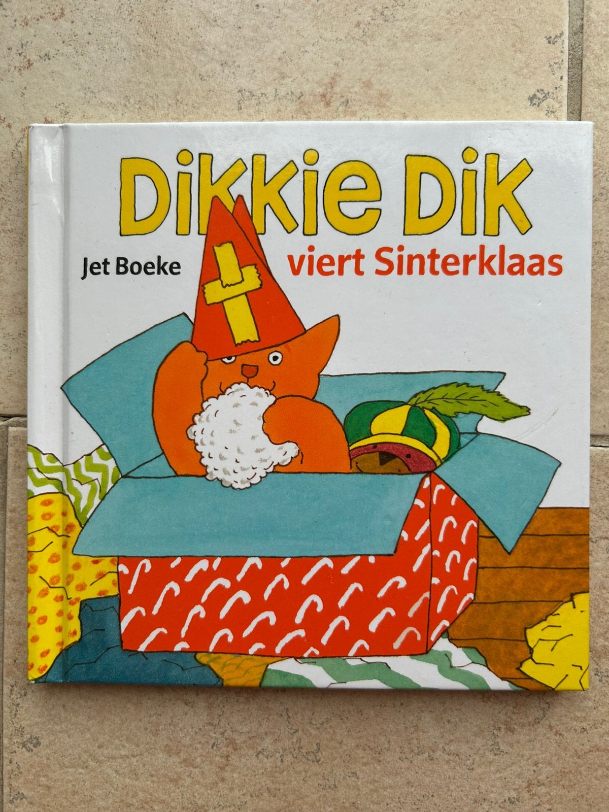 Dikkie Dik viert Sinterklaas, Boeken, Ophalen of Verzenden, Gelezen